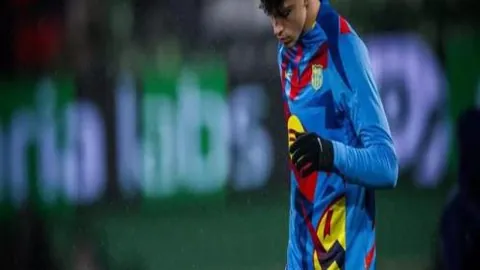 郑钦文北美赛事首秀！能否打破连败魔咒？总台环球资讯广播同步报道