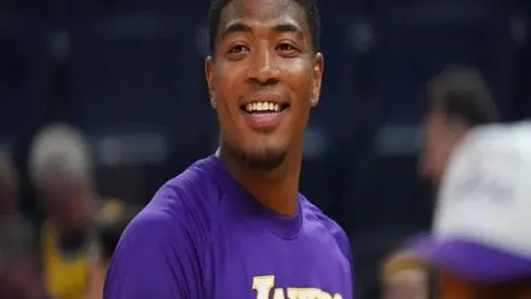 西部垫底队逆袭击败东部第三，力克活塞夺冠